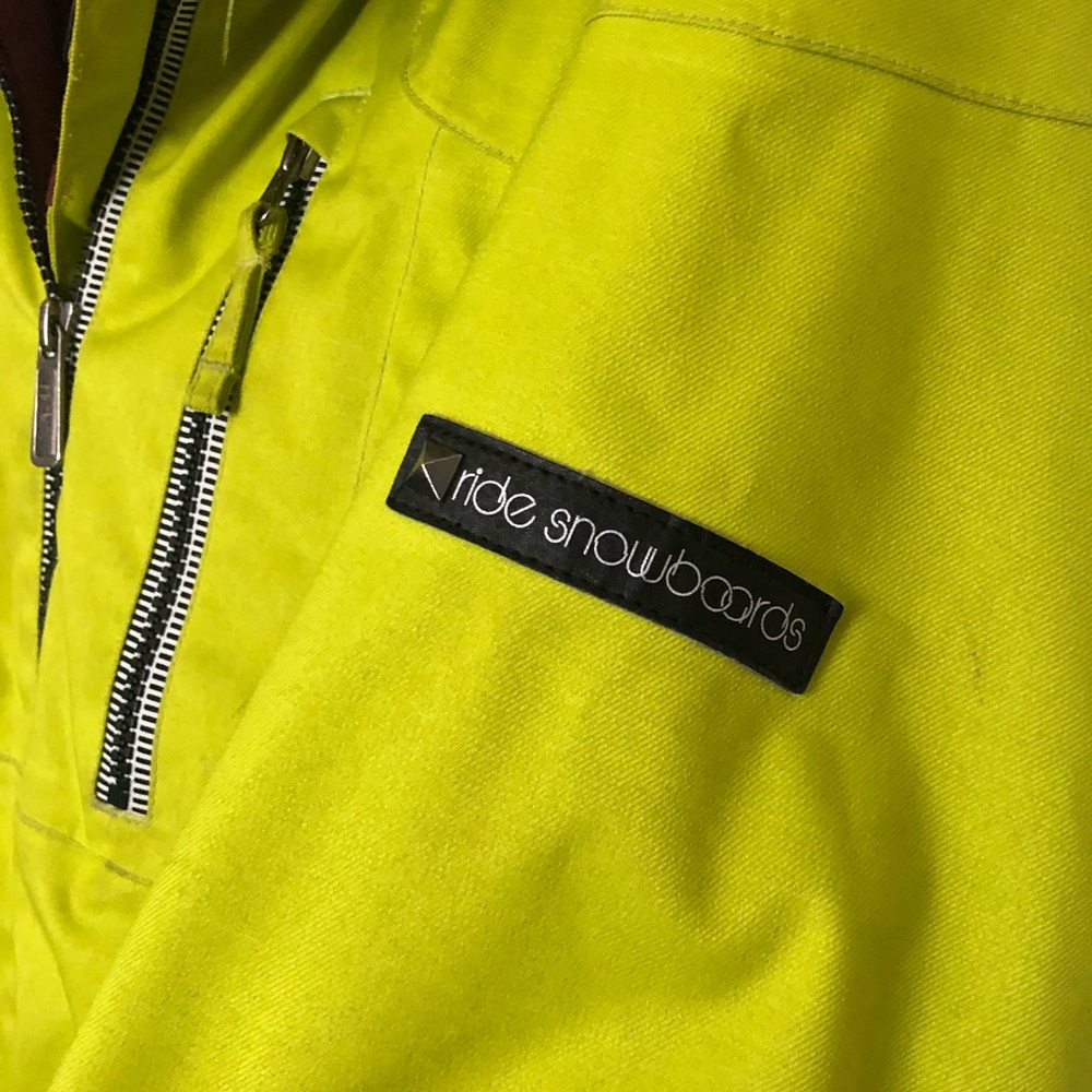 Women’s Ride Snowboarding Jacket